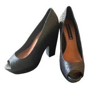 Steven by Steve Madden Black Embossed Peep Toe Platform Heels Size Unknown